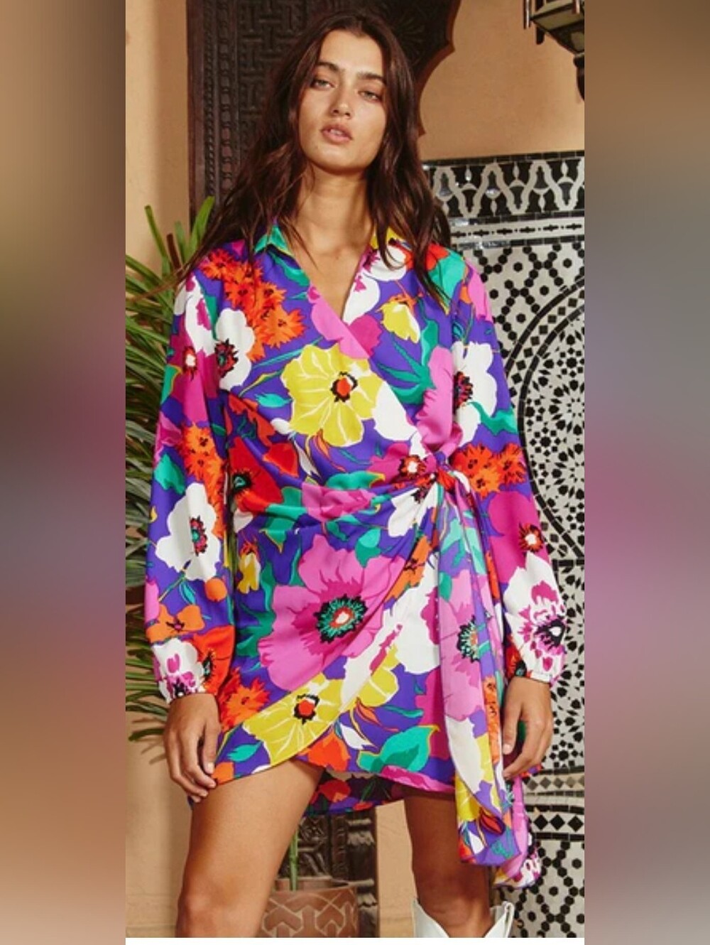 NWOT Bucketlist Floral Print Puff Wrap Mini Dress